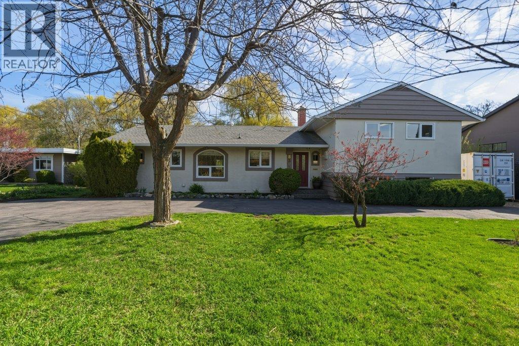 8203 Kalavista Drive, Coldstream, British Columbia  V1B 1K4 - Photo 26 - 10384045