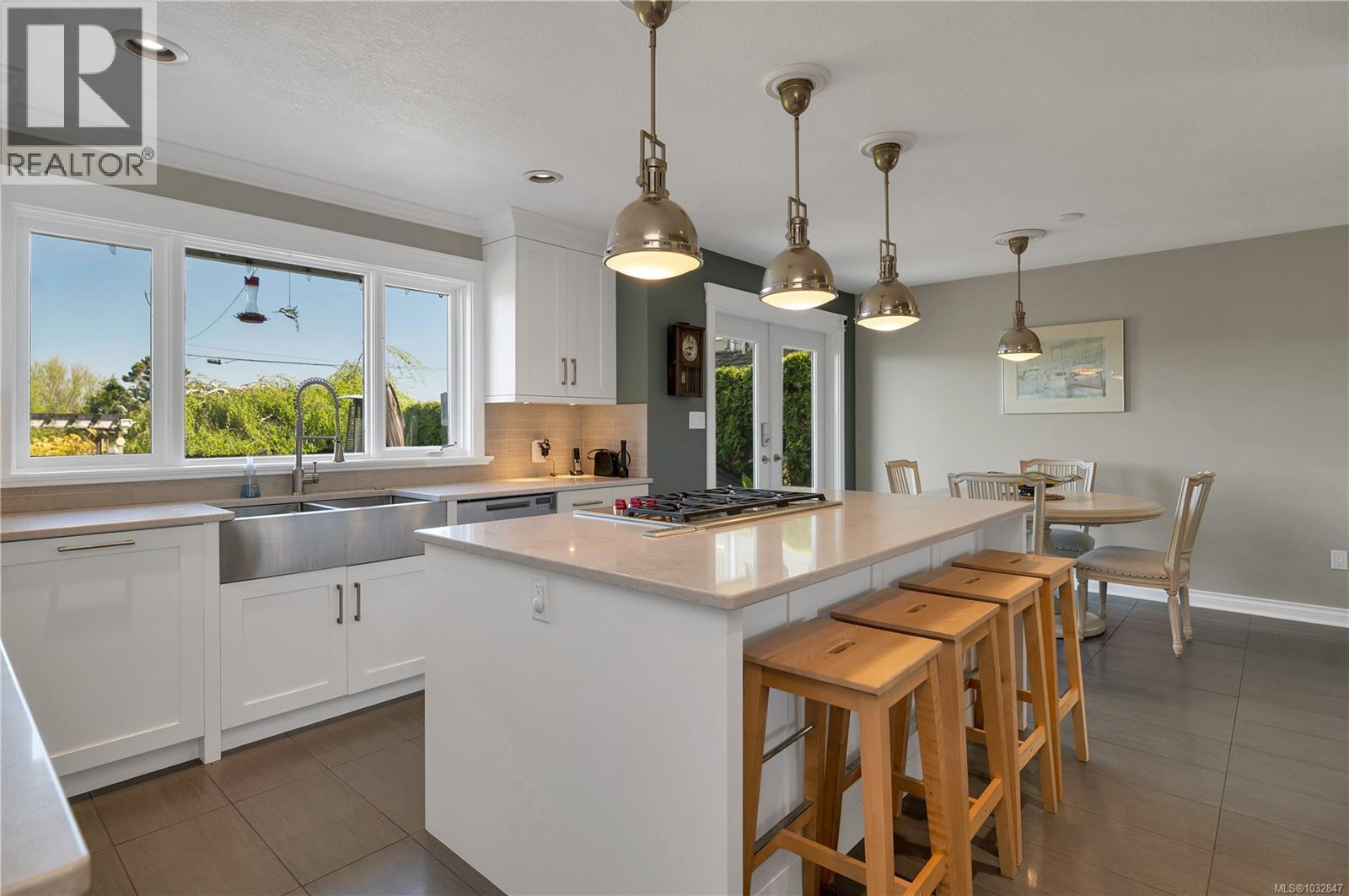 540 Ash St, Campbell River, British Columbia  V9W 5X2 - Photo 11 - 1032847