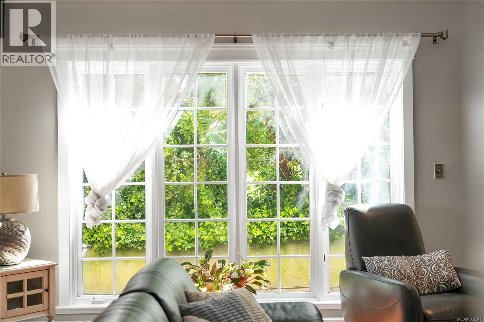 540 Ash St, Campbell River, British Columbia  V9W 5X2 - Photo 33 - 1032847