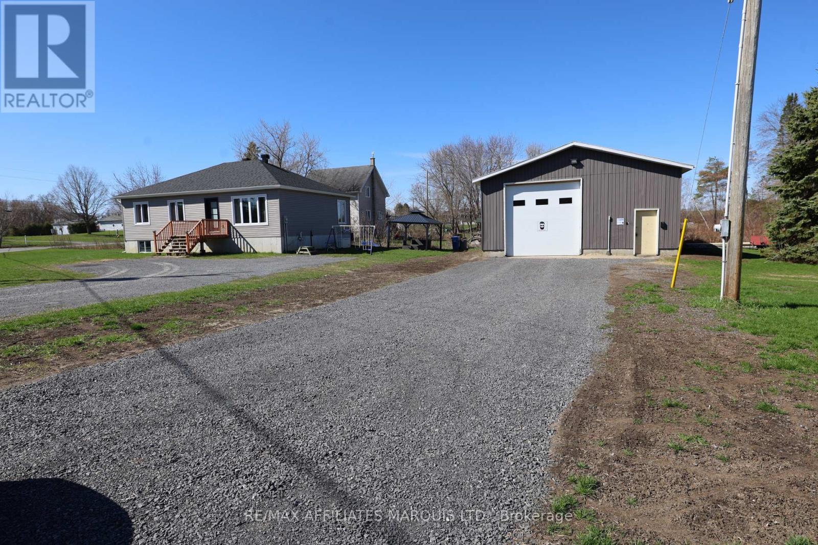 67&69 St Polycarp Street, North Stormont, Ontario  K0C 1W0 - Photo 22 - X12860252