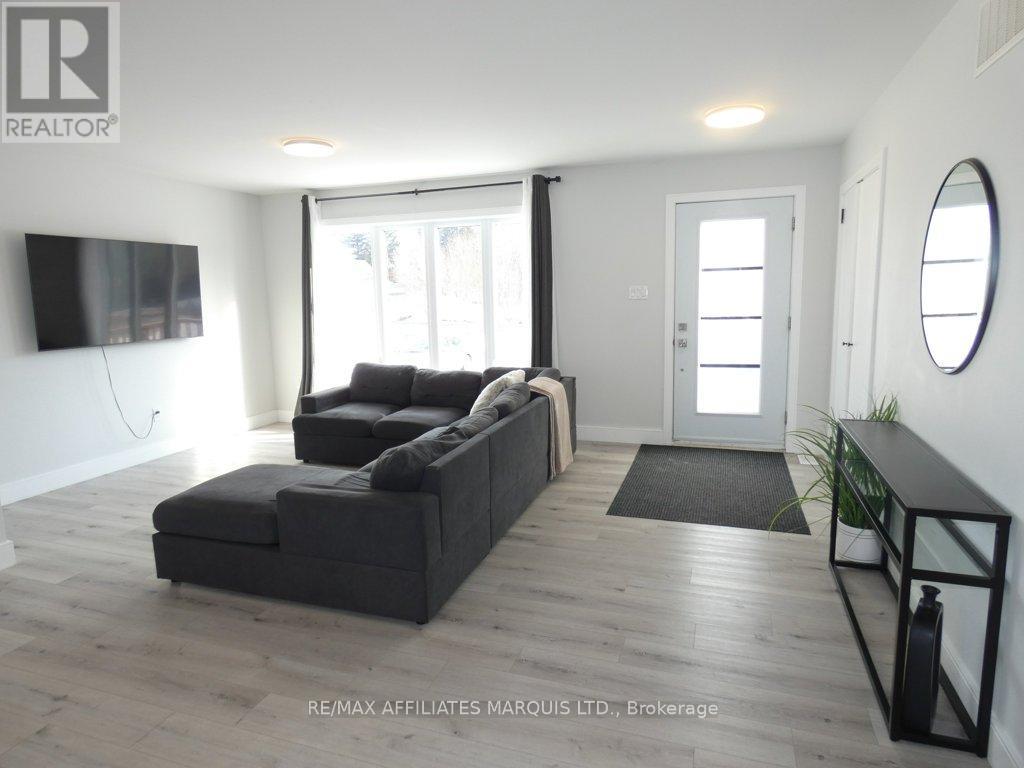 67&69 St Polycarp Street, North Stormont, Ontario  K0C 1W0 - Photo 6 - X12860252