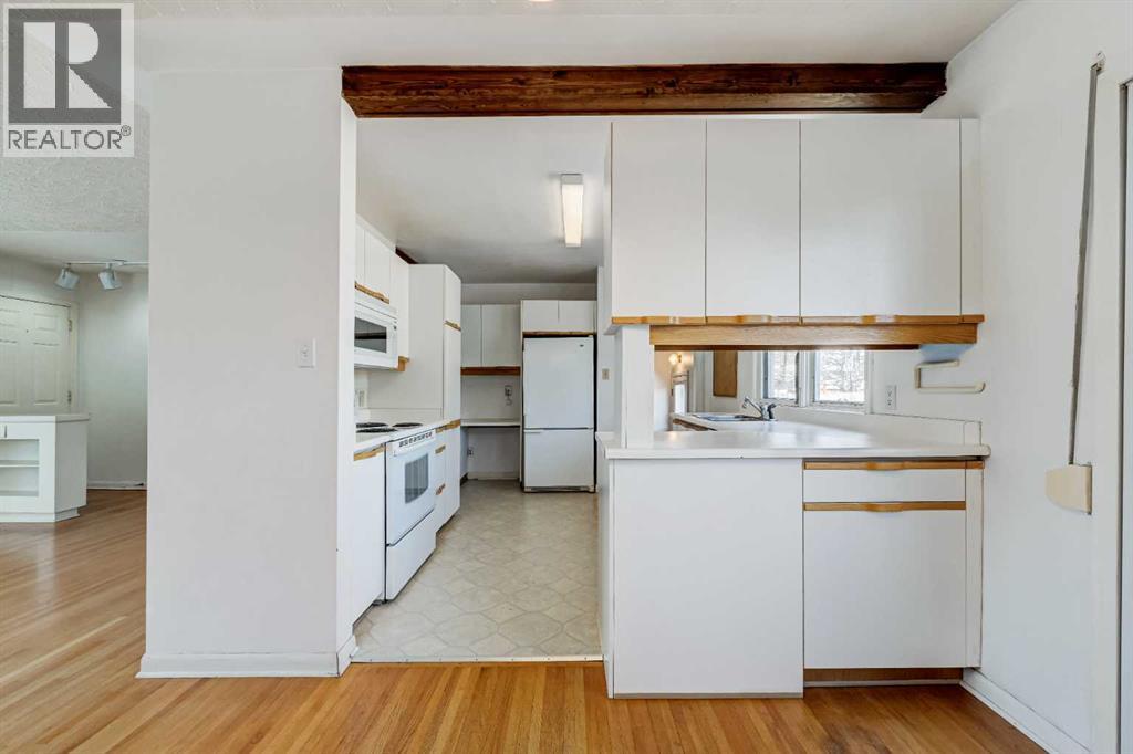 48 Westover Drive SW, Calgary, Alberta  T3C 2S4 - Photo 11 - A2303369