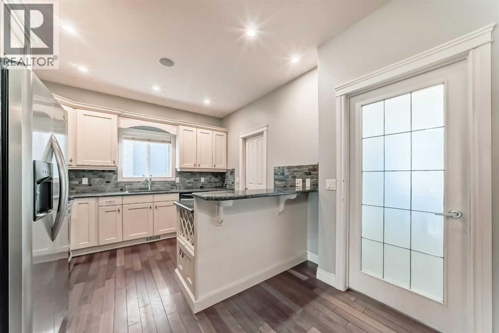 1444 40 Street Sw, Calgary, Alberta  T3C 1W7 - Photo 5 - A2303492