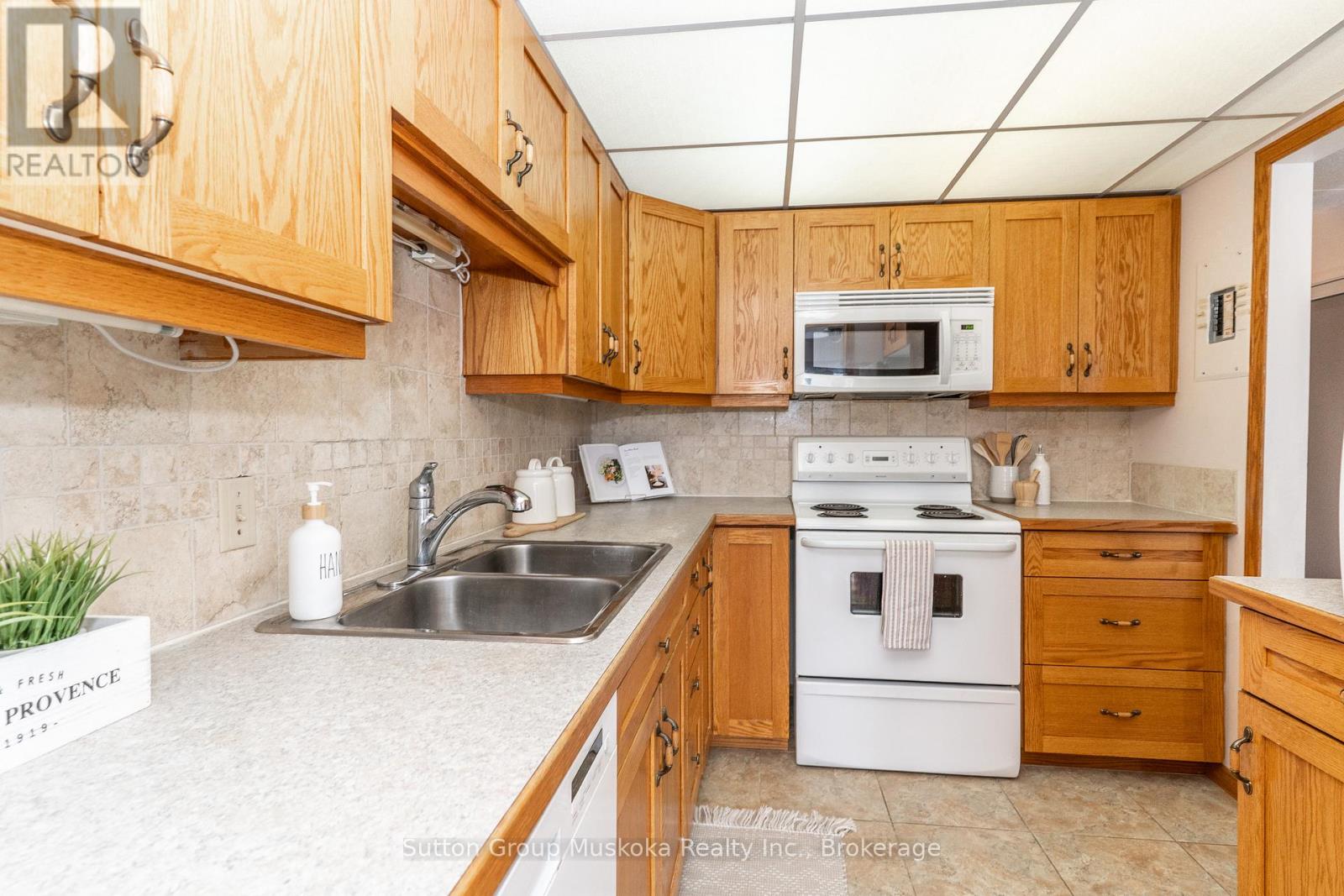 36 - 26 Herman Avenue, Huntsville, Ontario  P1H 1J6 - Photo 11 - X12840212