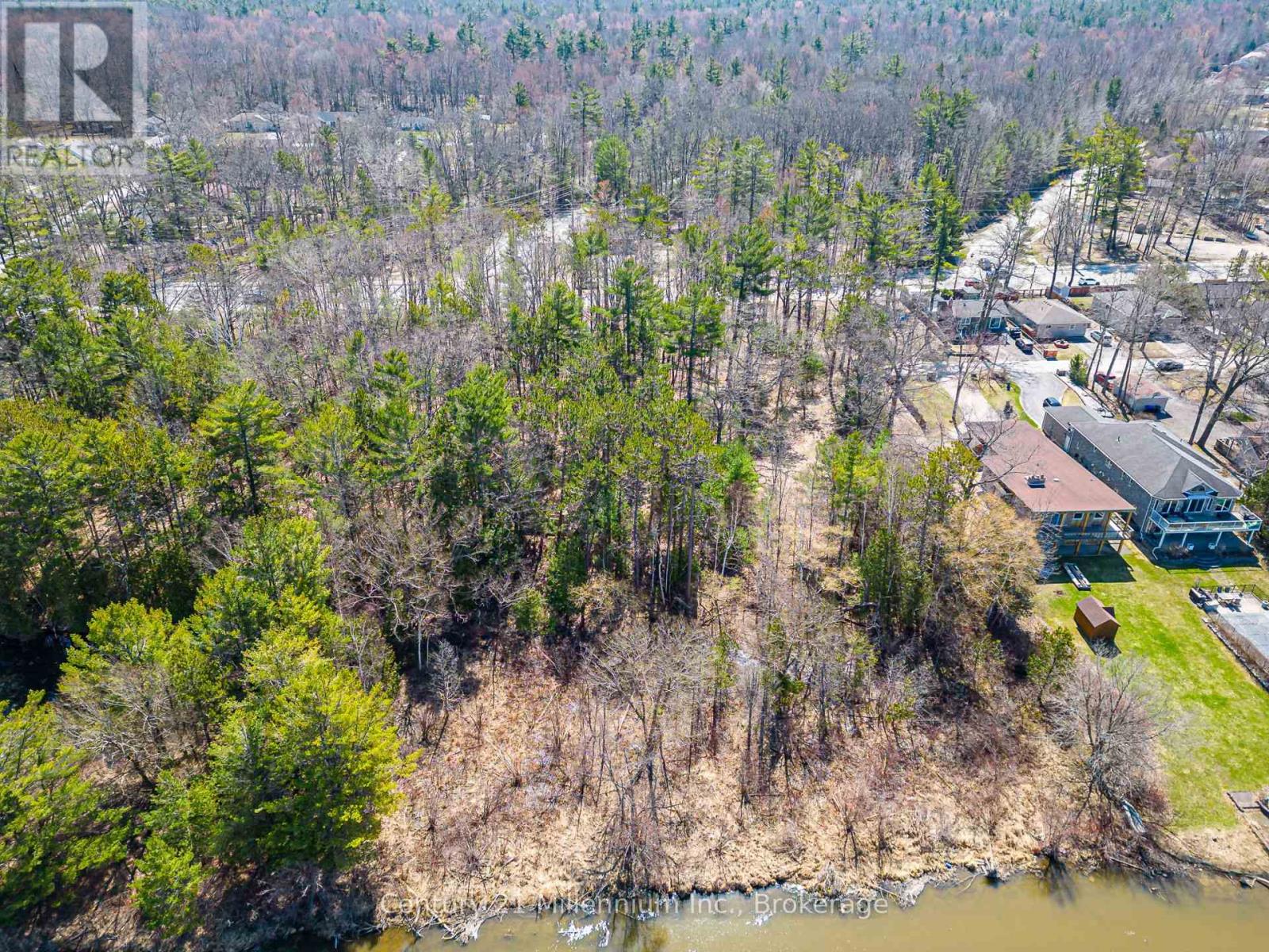 8 Poplar Street, Wasaga Beach, Ontario  L9Z 2X5 - Photo 39 - S13025998