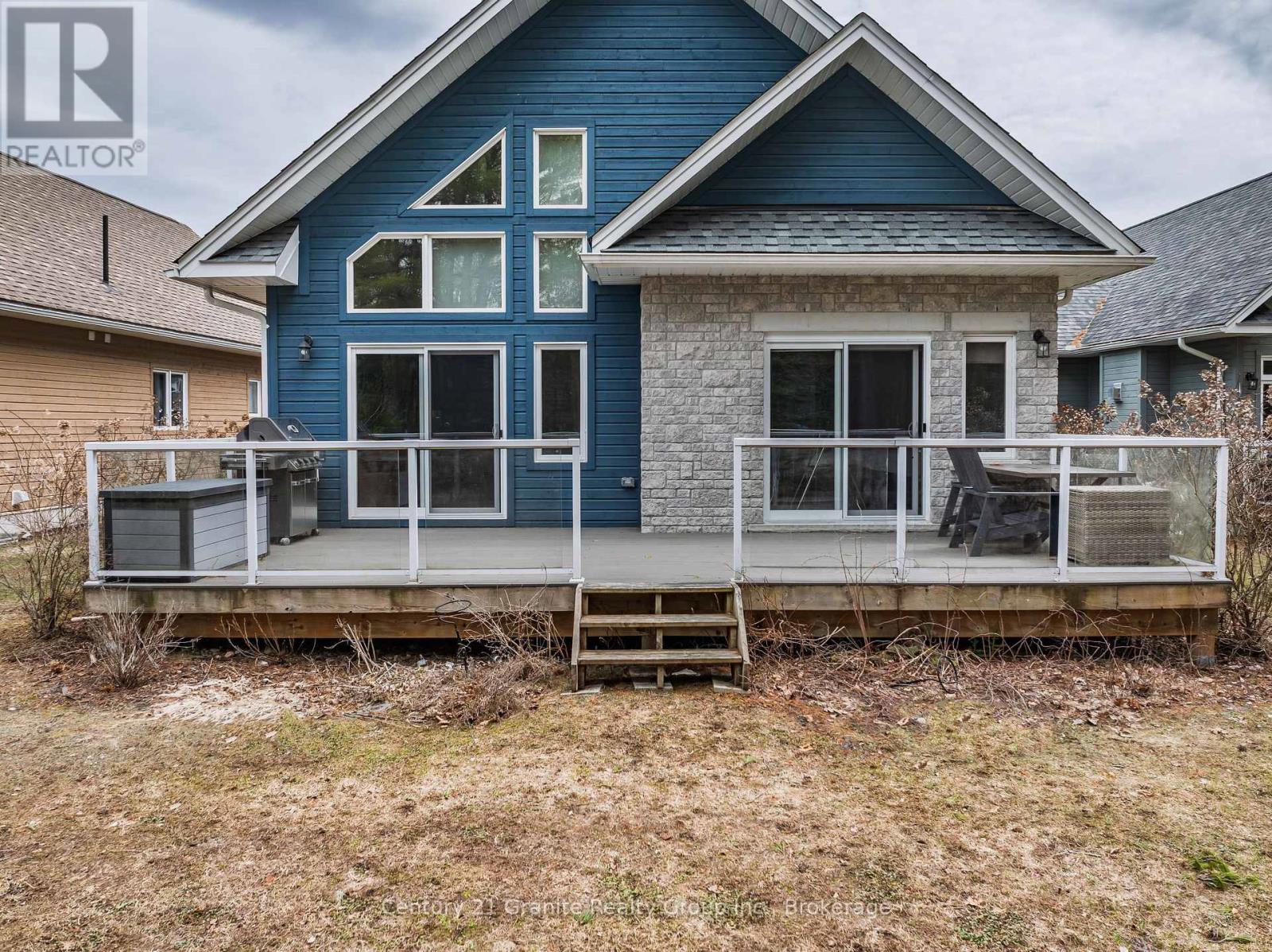 49 Webb Circle, Dysart Et Al, Ontario  K0M 1S0 - Photo 14 - X12908972