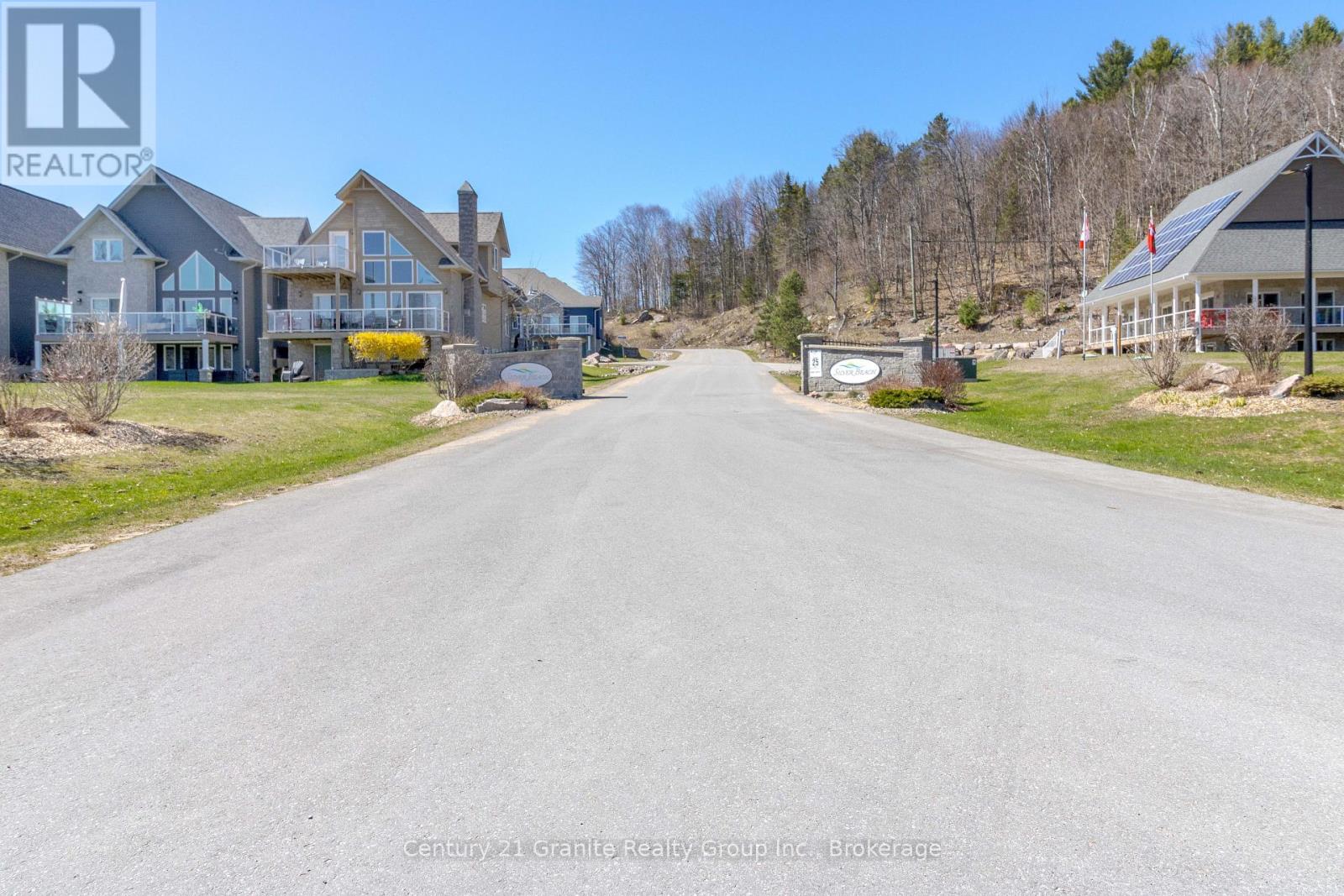 49 Webb Circle, Dysart Et Al, Ontario  K0M 1S0 - Photo 44 - X12908972