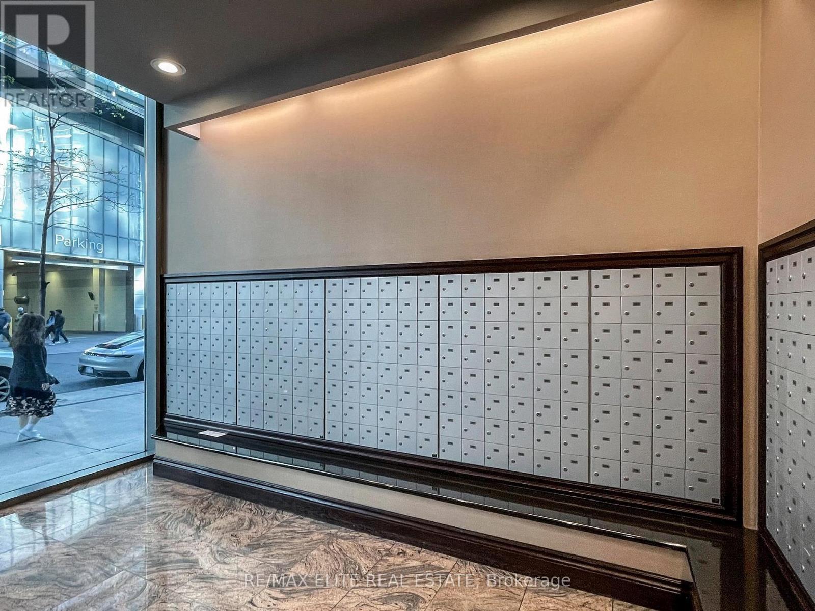 1806 - 30 Grand Trunk Crescent, Toronto, Ontario  M5J 3A4 - Photo 48 - C13006478