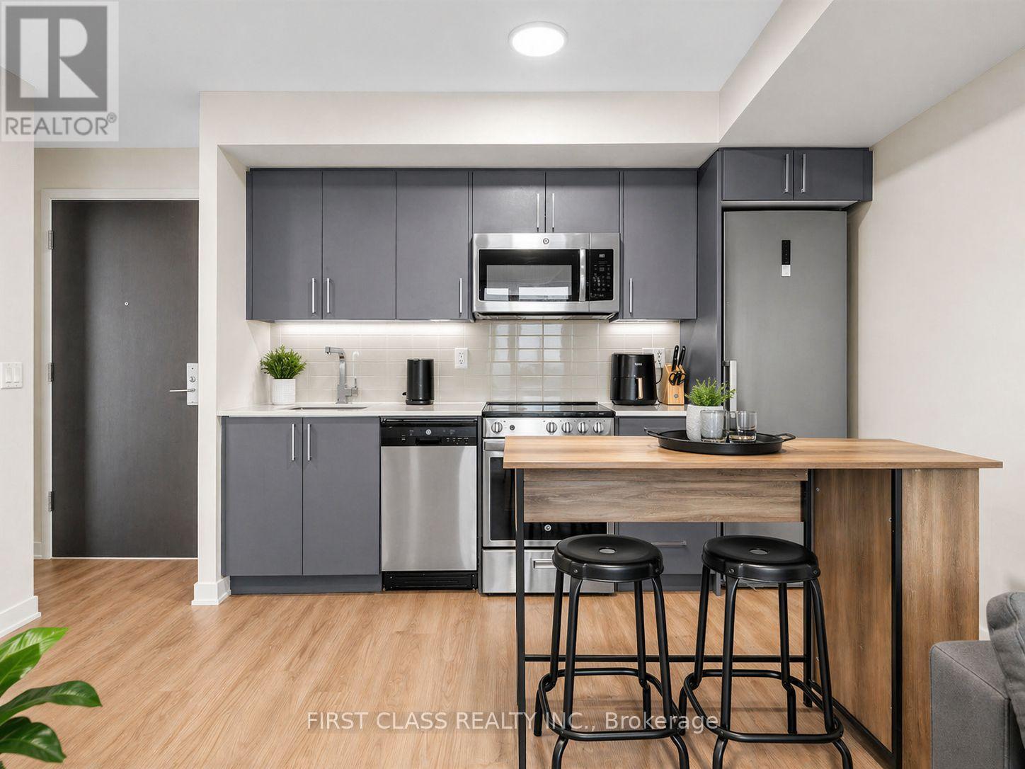 616 - 38 Monte Kwinter Court, Toronto, Ontario  M3H 0E2 - Photo 5 - C13032600