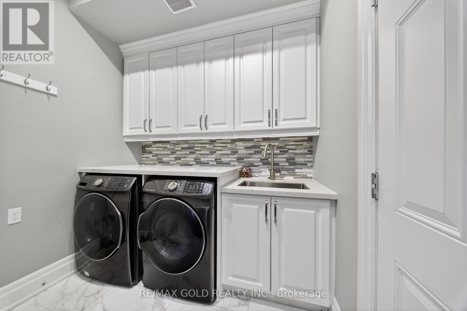 31 Fieldstone Lane Avenue, Caledon, Ontario  L7C 1C4 - Photo 33 - W13035416