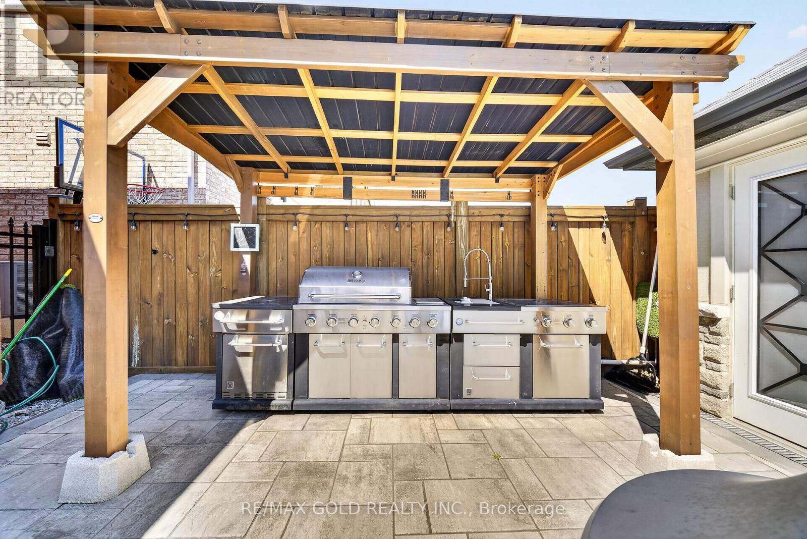 31 Fieldstone Lane Avenue, Caledon, Ontario  L7C 1C4 - Photo 44 - W13035416