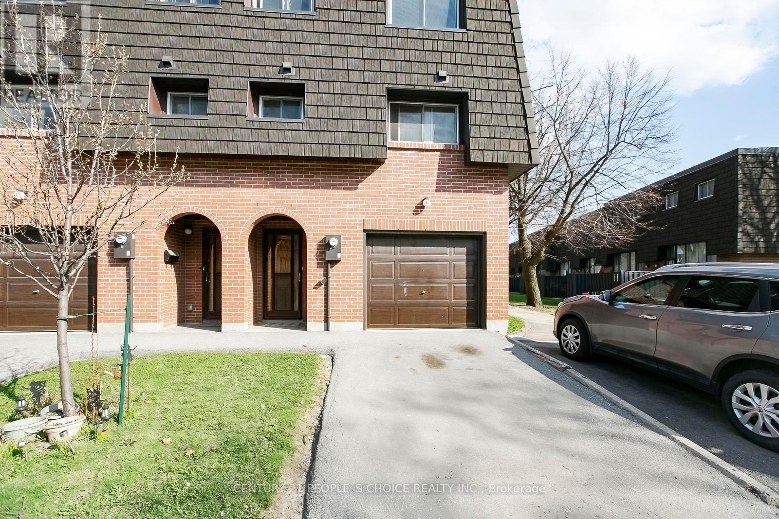 117 - 23 Darras Court, Brampton (Southgate), Ontario  L6T 1W7 - Photo 2 - W13037454