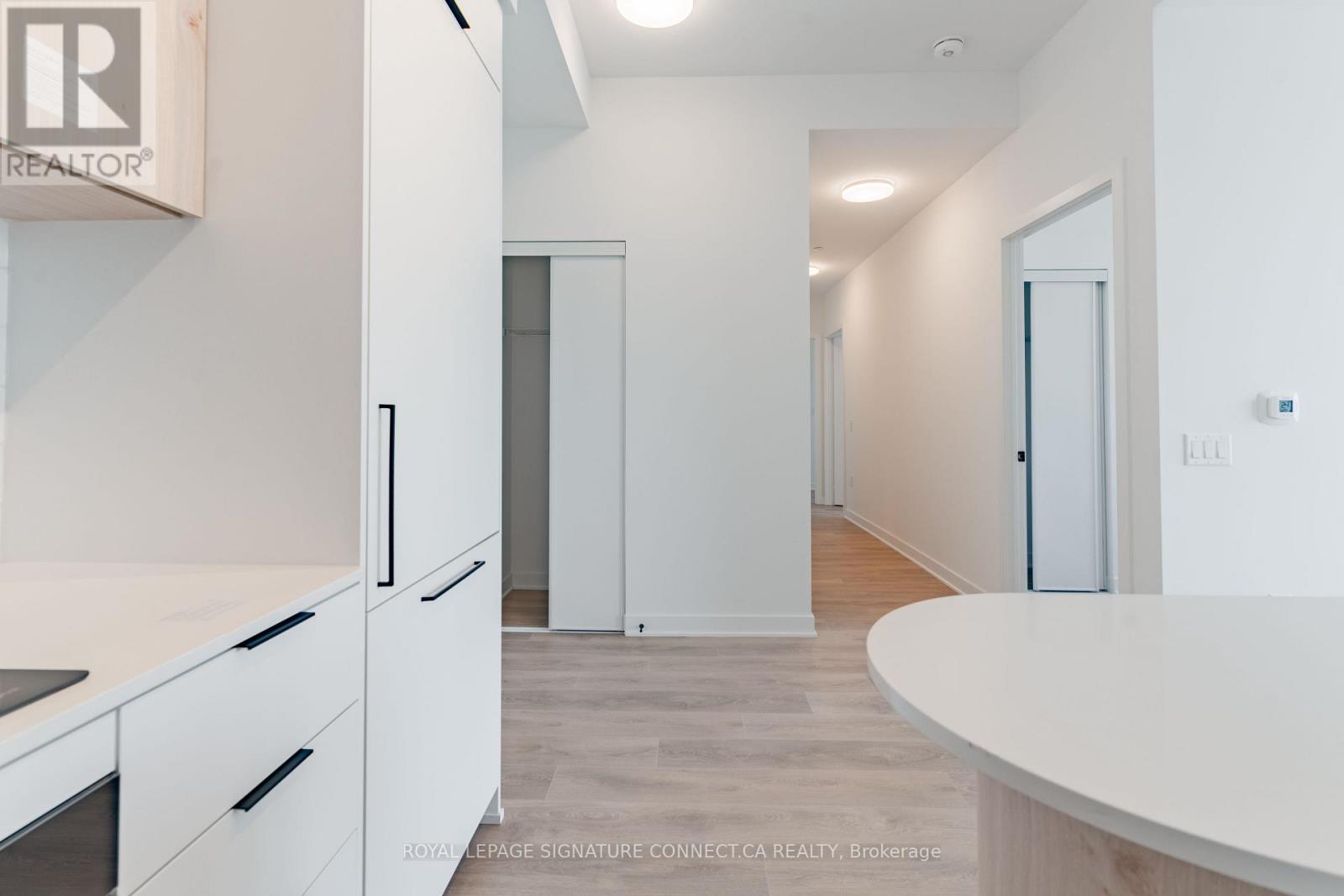 908 - 1185 Dupont Street, Toronto, Ontario  M6H 0G5 - Photo 4 - W13037456