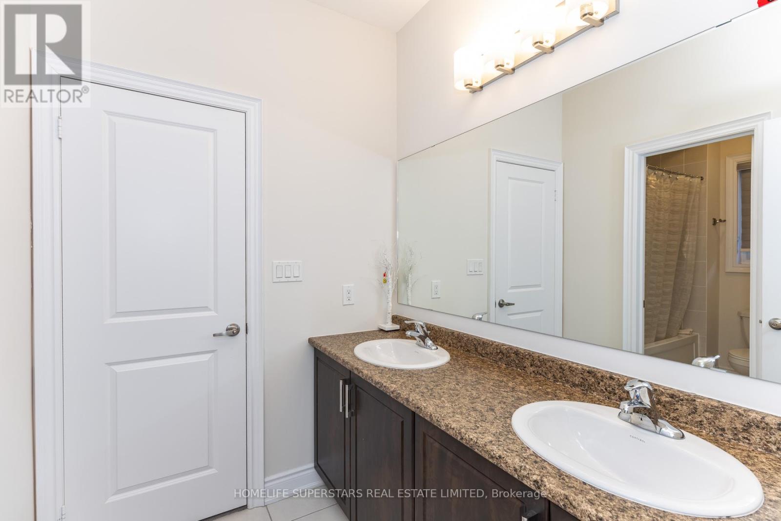 1188 Stag Hollow N, Oakville, Ontario  L6M 4G3 - Photo 32 - W13037462