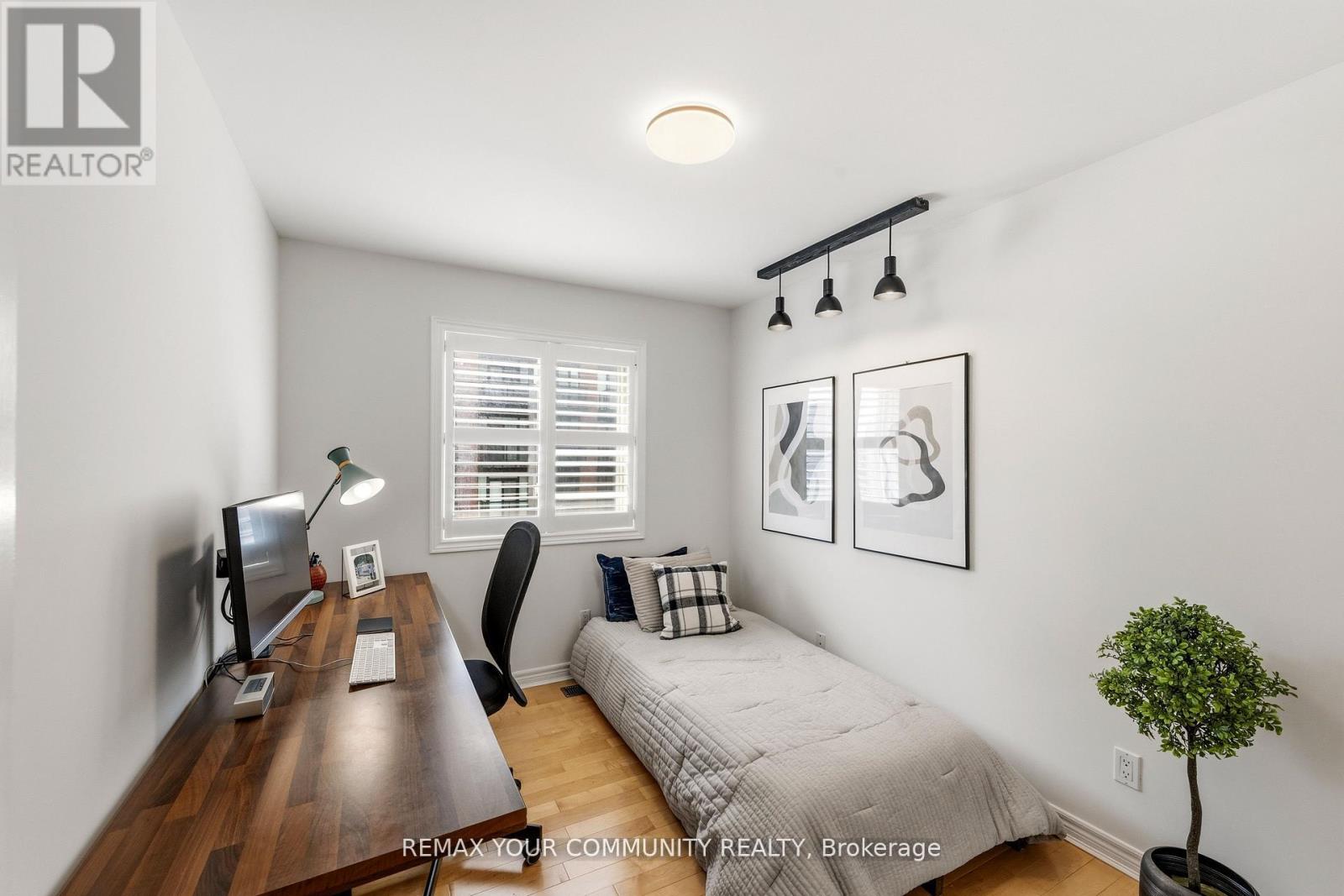 9 Cannes Circle, Toronto, Ontario  M6N 5C9 - Photo 26 - W13037478