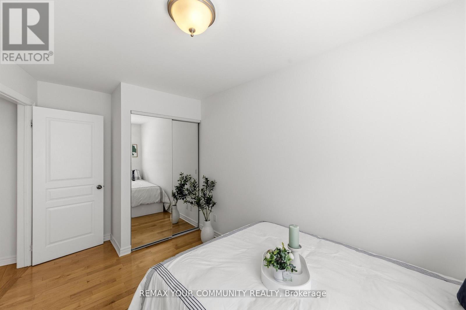 9 Cannes Circle, Toronto, Ontario  M6N 5C9 - Photo 29 - W13037478