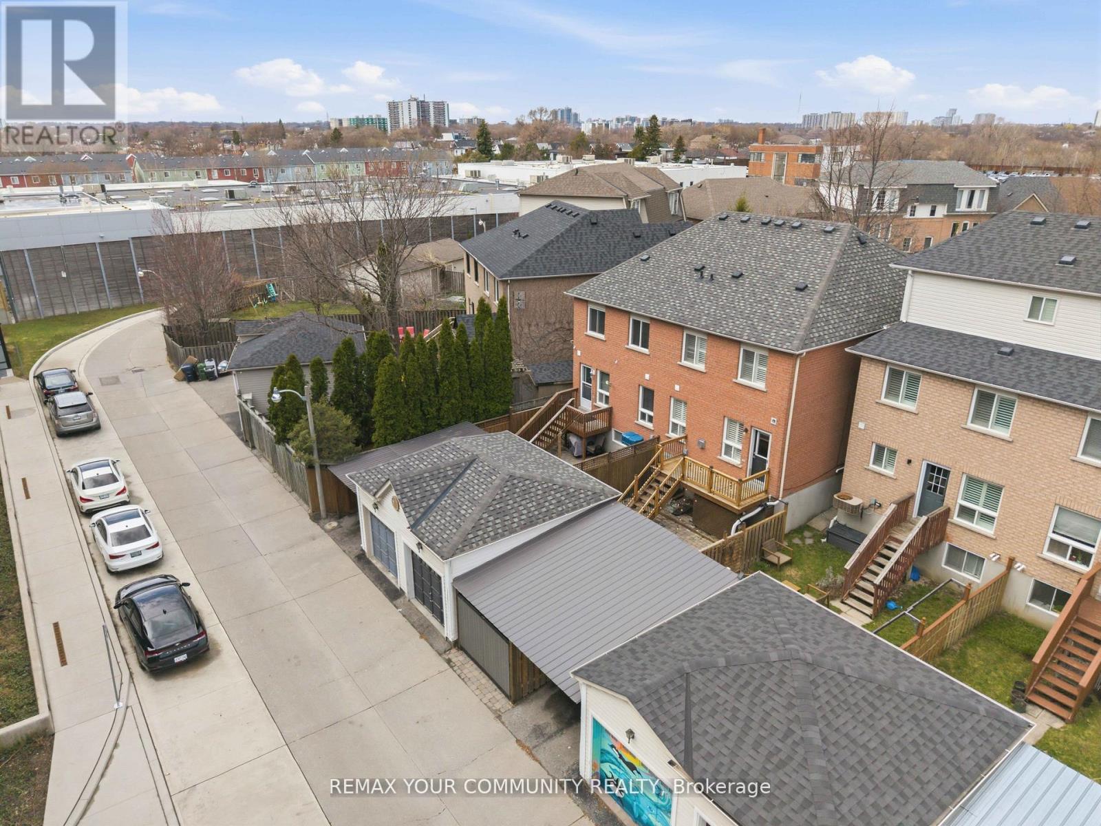 9 Cannes Circle, Toronto, Ontario  M6N 5C9 - Photo 48 - W13037478
