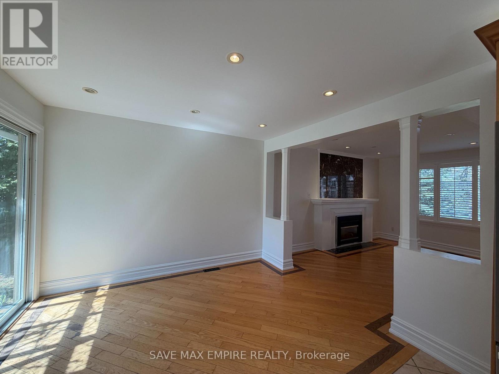 964 Parkland Avenue, Mississauga, Ontario  L5H 3G6 - Photo 10 - W13037500