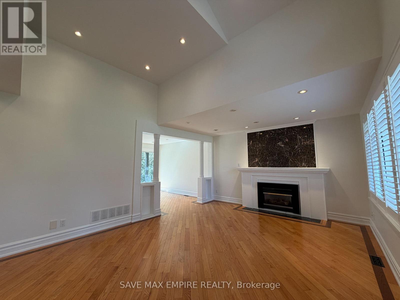 964 Parkland Avenue, Mississauga, Ontario  L5H 3G6 - Photo 6 - W13037500