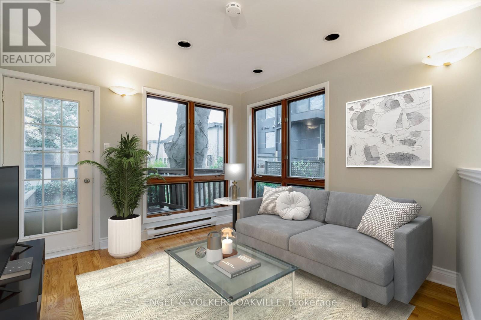 15 Benson Avenue, Mississauga, Ontario  L5H 2P3 - Photo 11 - W13037506