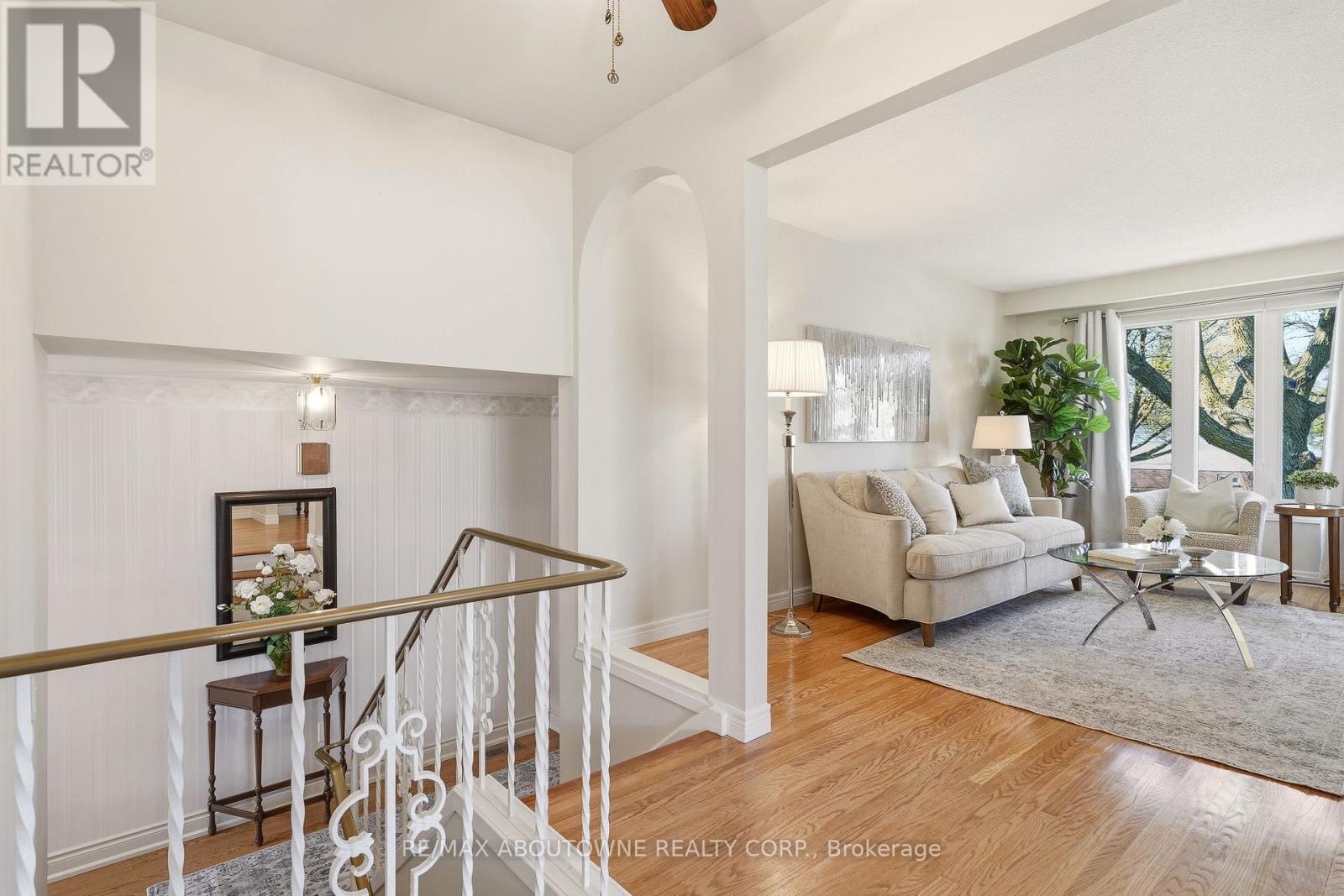 671 Woodview Road, Burlington, Ontario  L7N 3A4 - Photo 19 - W13037524