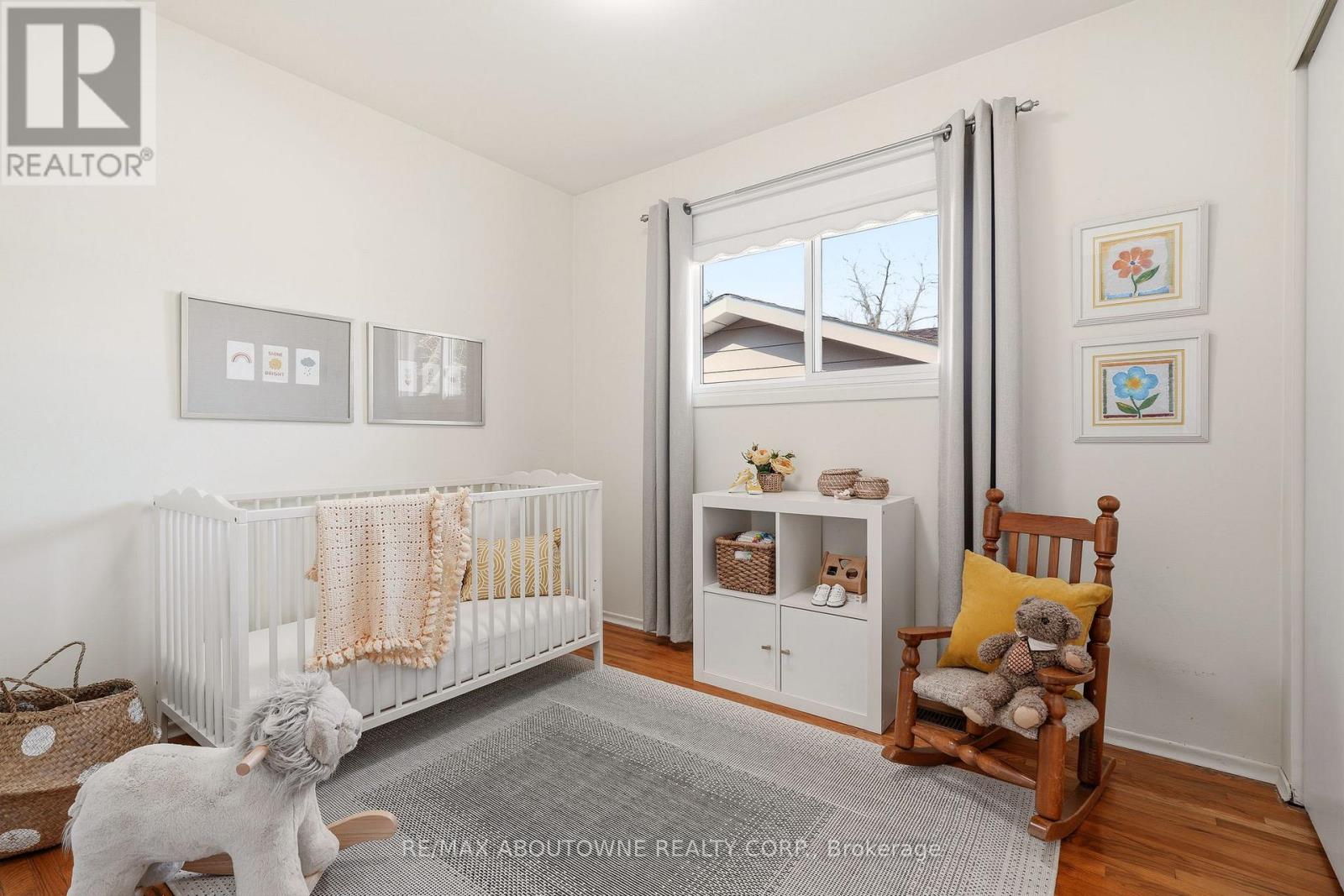 671 Woodview Road, Burlington, Ontario  L7N 3A4 - Photo 25 - W13037524