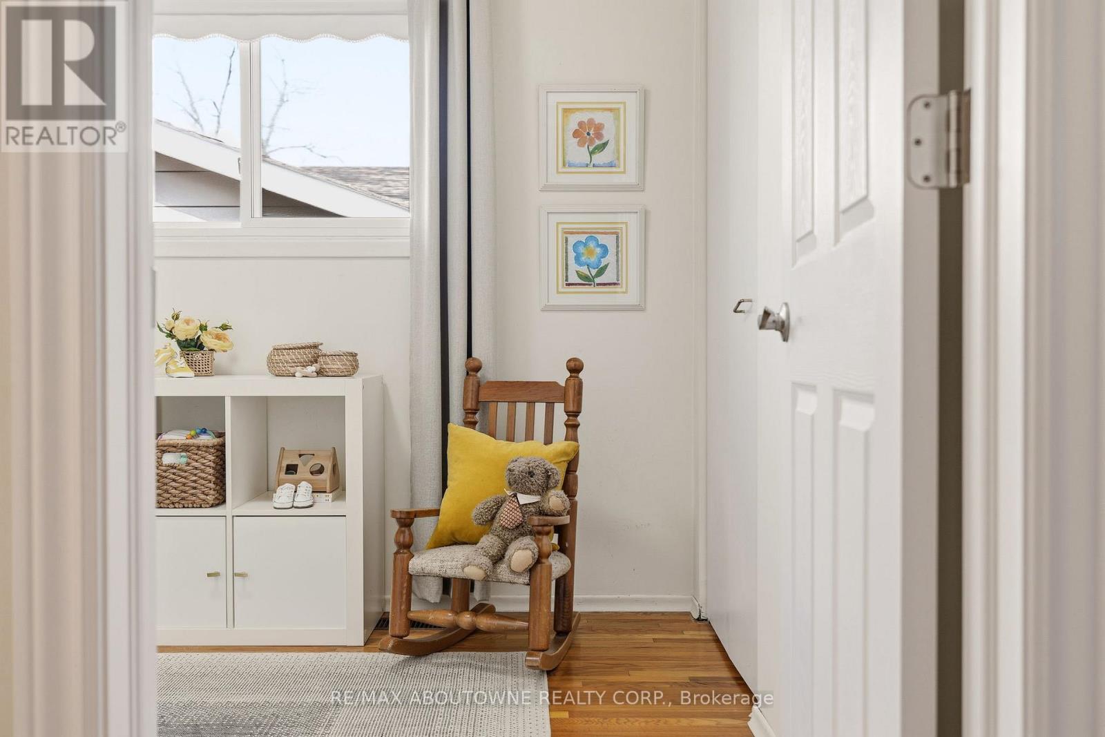 671 Woodview Road, Burlington, Ontario  L7N 3A4 - Photo 26 - W13037524