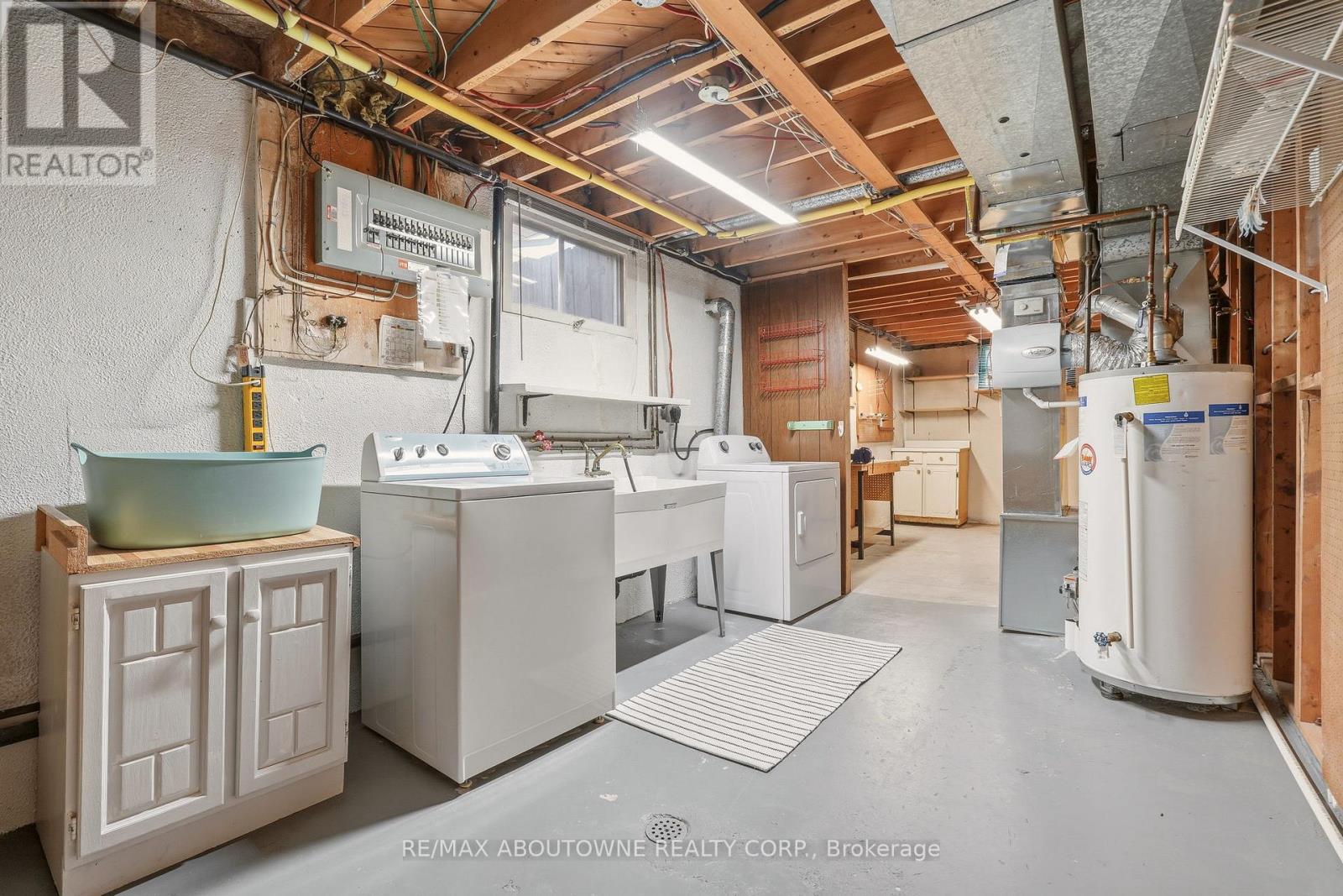 671 Woodview Road, Burlington, Ontario  L7N 3A4 - Photo 39 - W13037524