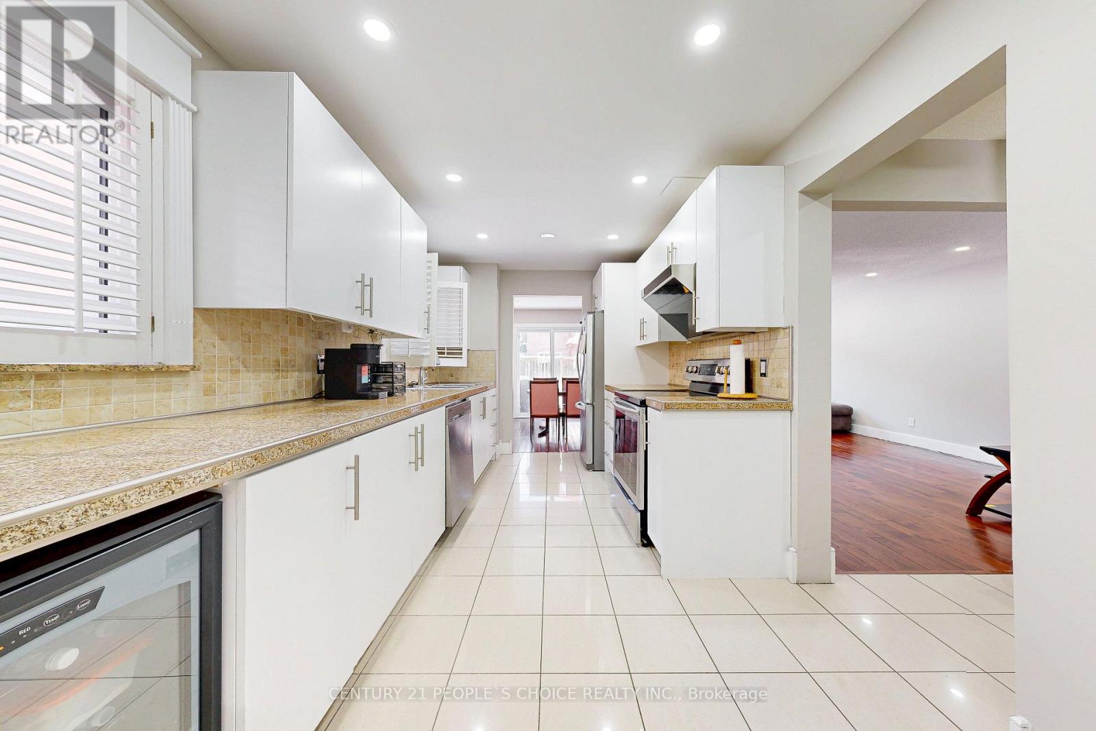 54 Royal Palm Drive, Brampton, Ontario  L6Z 1P6 - Photo 16 - W13037534