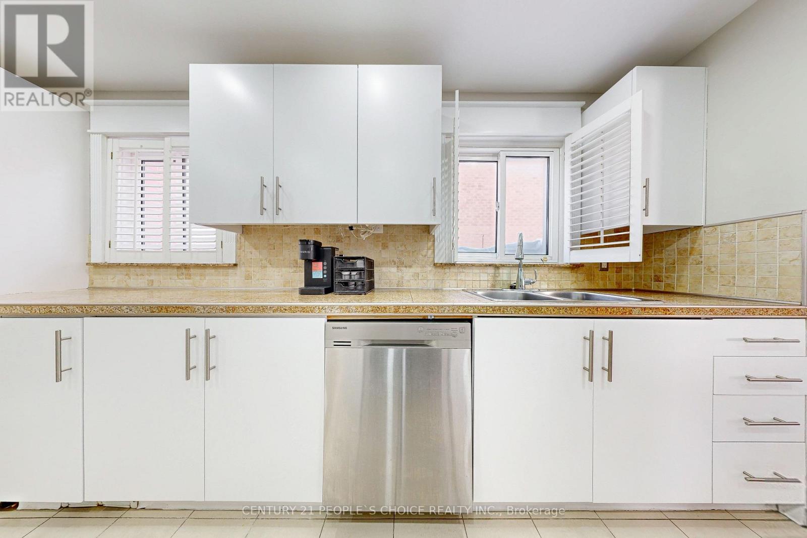 54 Royal Palm Drive, Brampton, Ontario  L6Z 1P6 - Photo 17 - W13037534