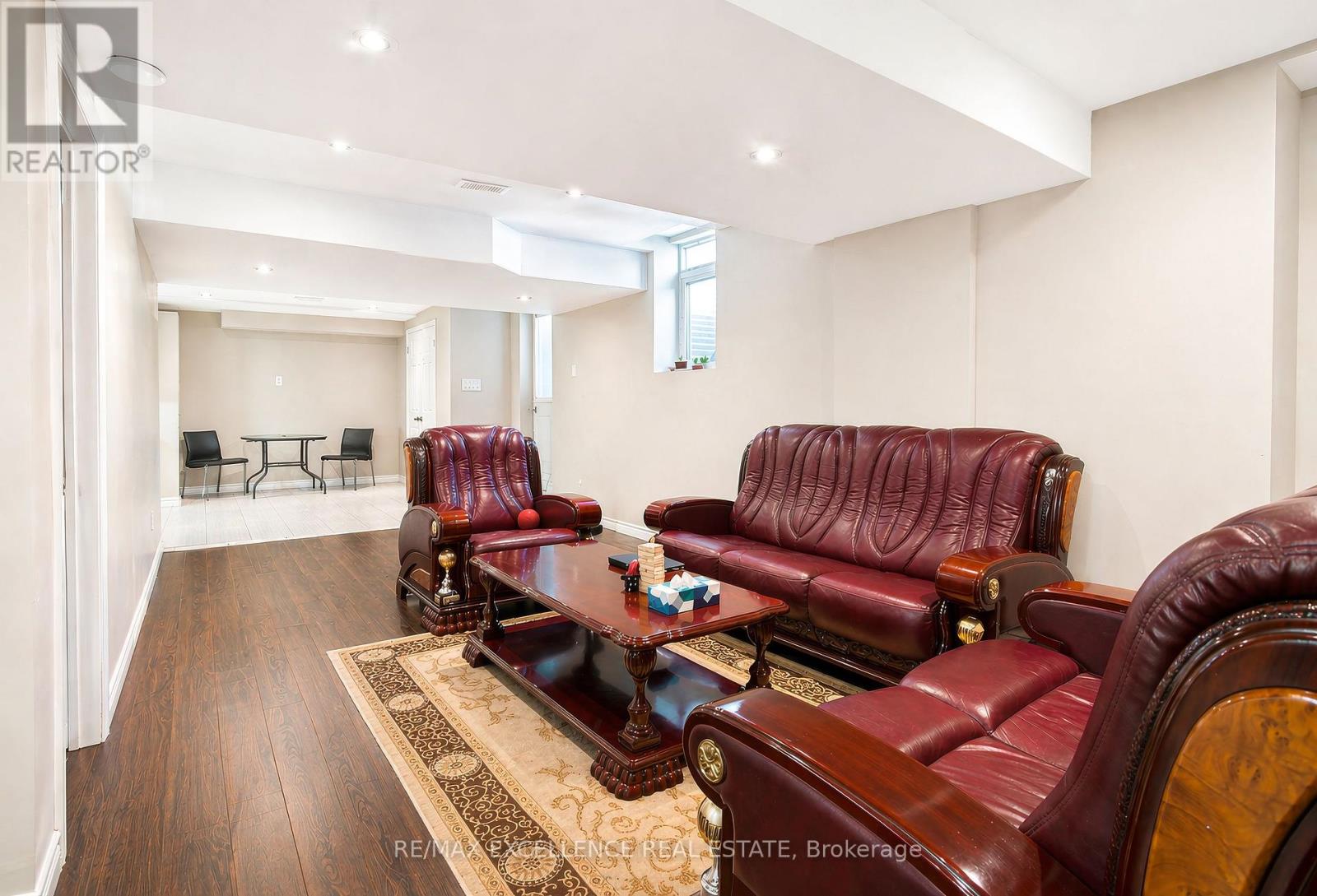 5 Castlegate Boulevard, Brampton, Ontario  L6P 2L4 - Photo 19 - W13037536