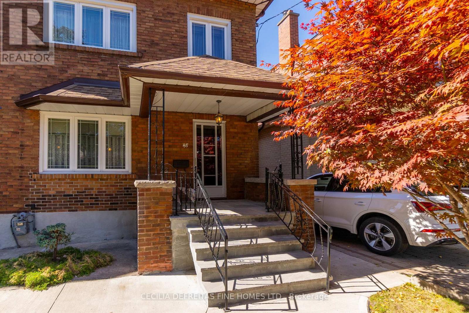 48 Westmount Avenue, Toronto (Corso Italia-Davenport), Ontario  M6H 3K1 - Photo 4 - W13037554