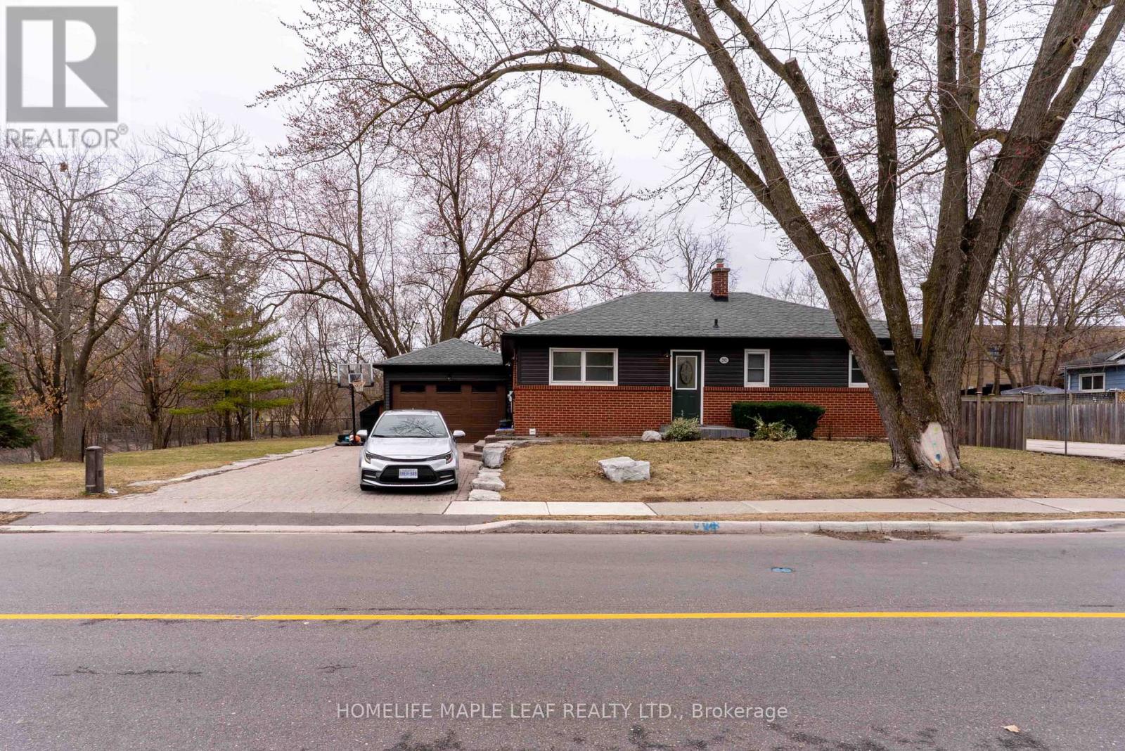 292 Woodward Avenue, Milton, Ontario  L9T 1V2 - Photo 3 - W13037614