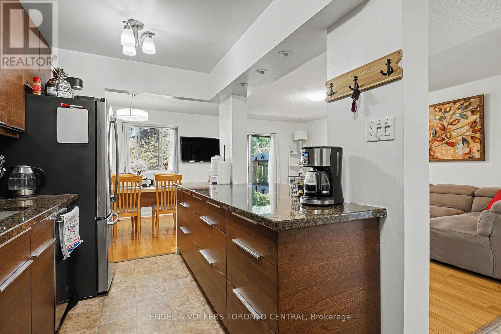 19 - 6779 Glen Erin Drive, Mississauga, Ontario  L5N 2C1 - Photo 10 - W13037616