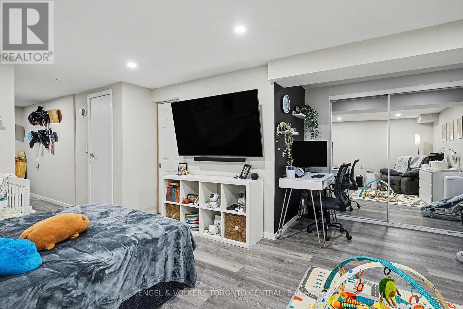 19 - 6779 Glen Erin Drive, Mississauga, Ontario  L5N 2C1 - Photo 11 - W13037616