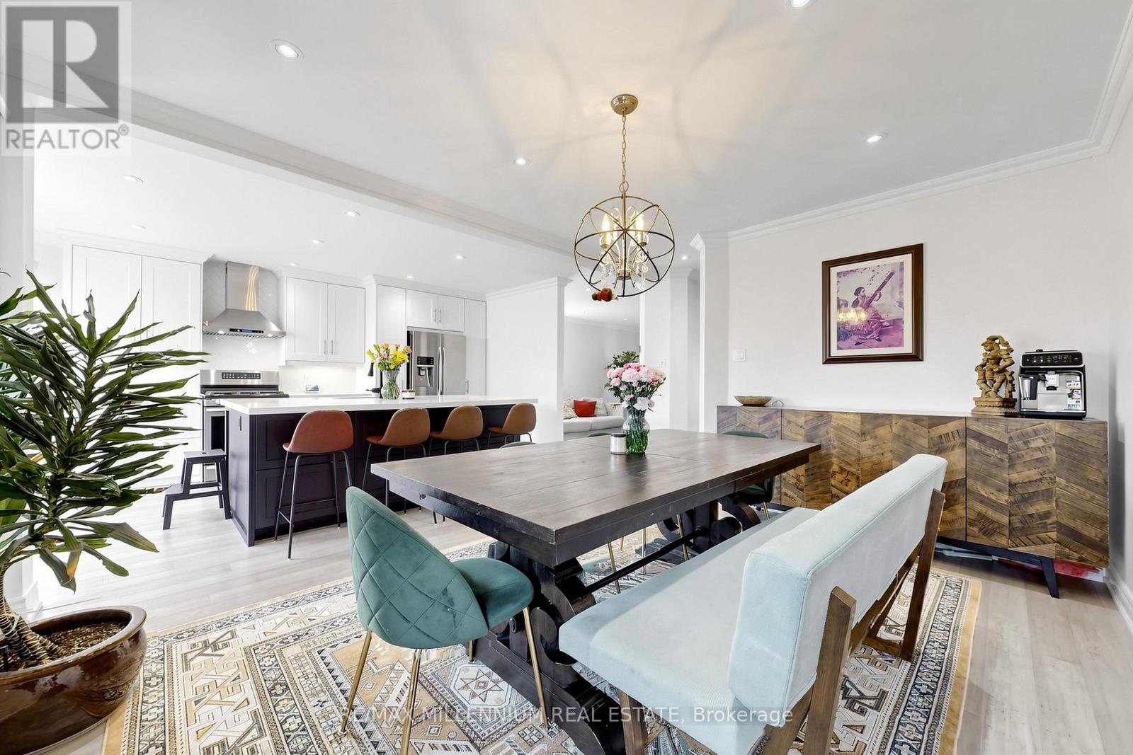 584 Four Winds Way, Mississauga, Ontario  L5R 3M4 - Photo 10 - W13037652