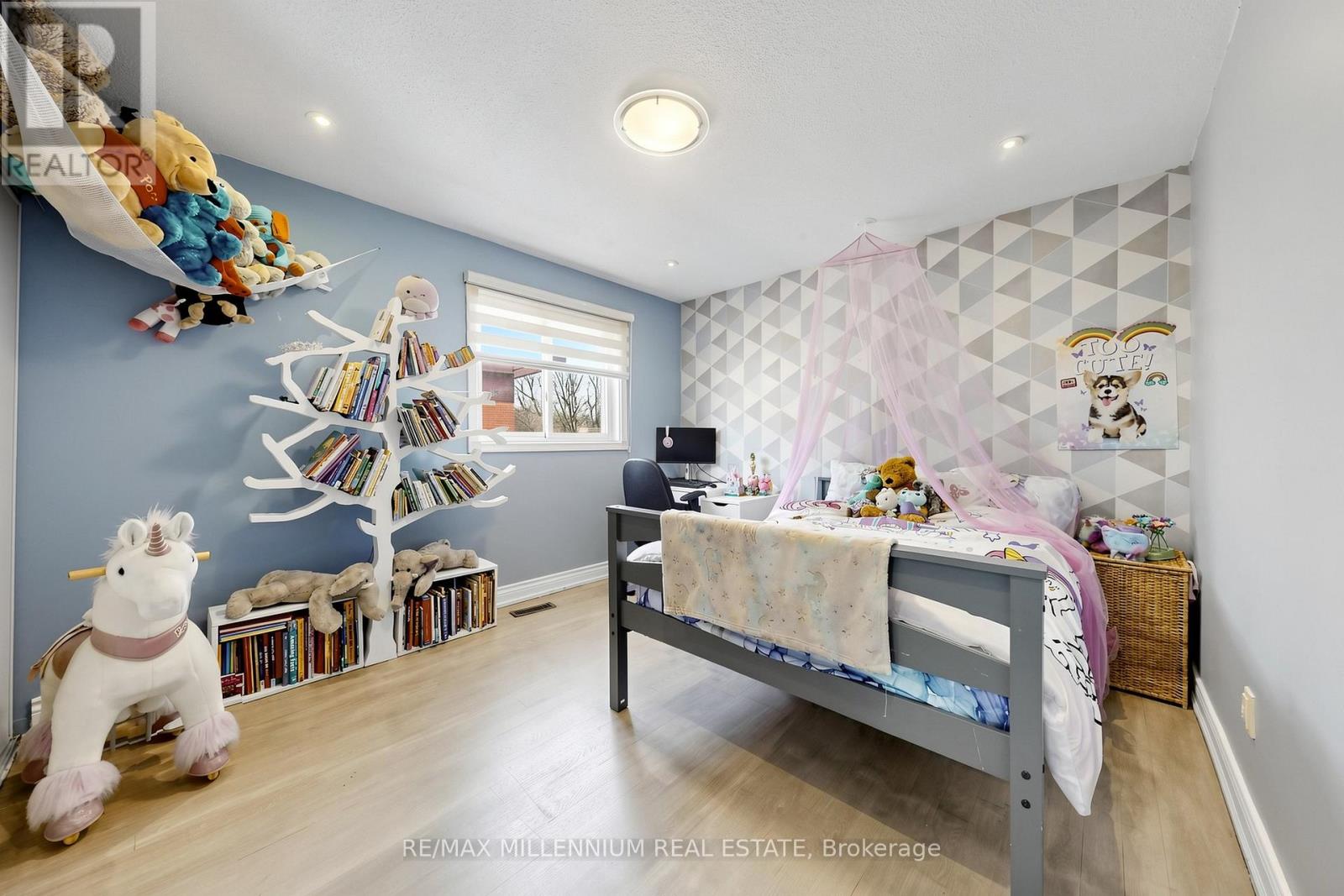 584 Four Winds Way, Mississauga, Ontario  L5R 3M4 - Photo 28 - W13037652