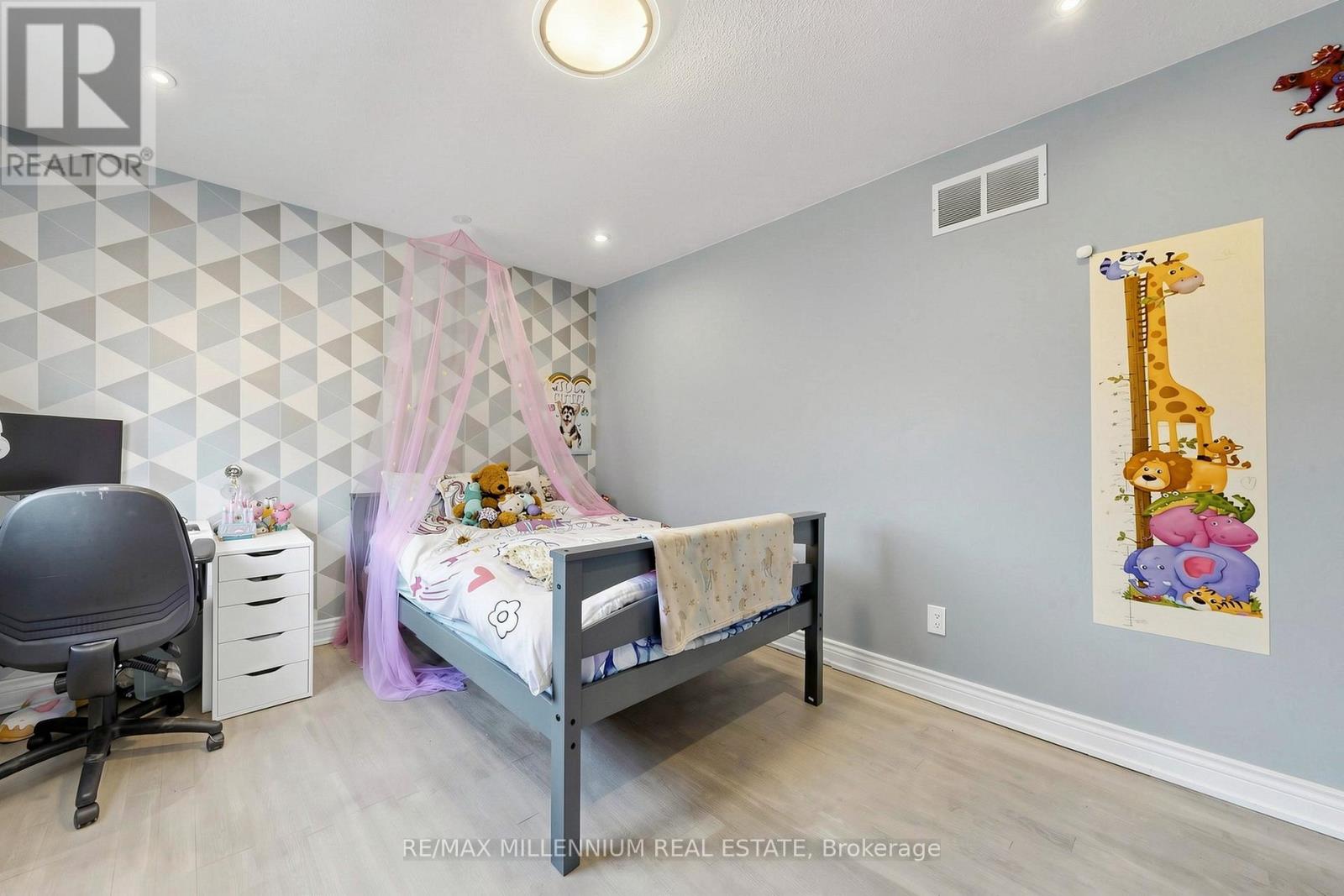 584 Four Winds Way, Mississauga, Ontario  L5R 3M4 - Photo 29 - W13037652