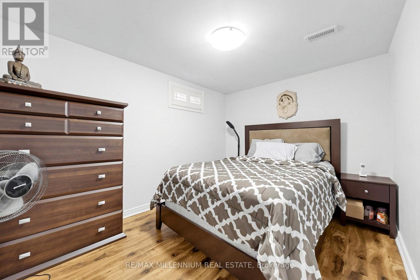 584 Four Winds Way, Mississauga, Ontario  L5R 3M4 - Photo 38 - W13037652