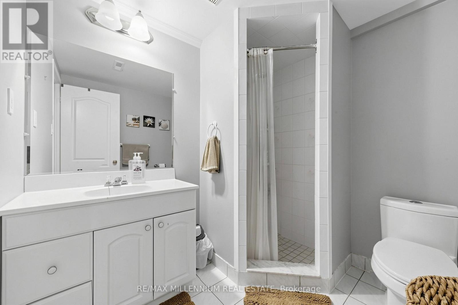 584 Four Winds Way, Mississauga, Ontario  L5R 3M4 - Photo 40 - W13037652