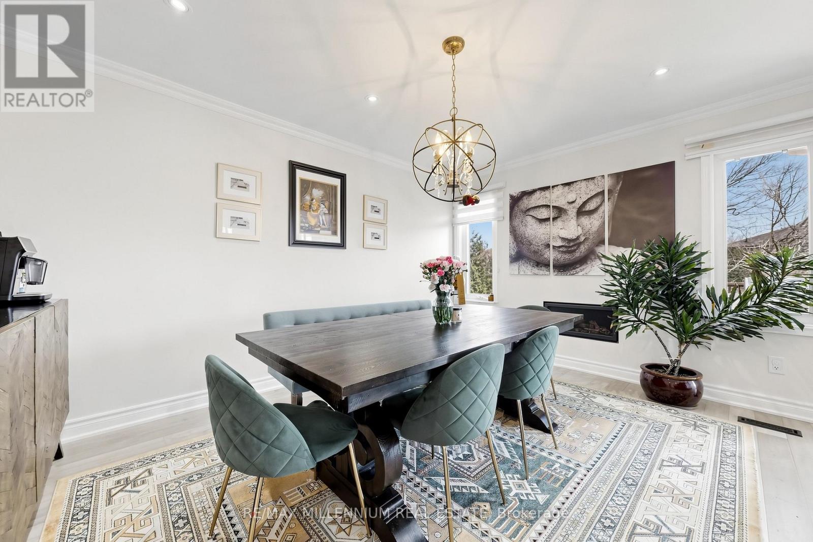 584 Four Winds Way, Mississauga, Ontario  L5R 3M4 - Photo 8 - W13037652