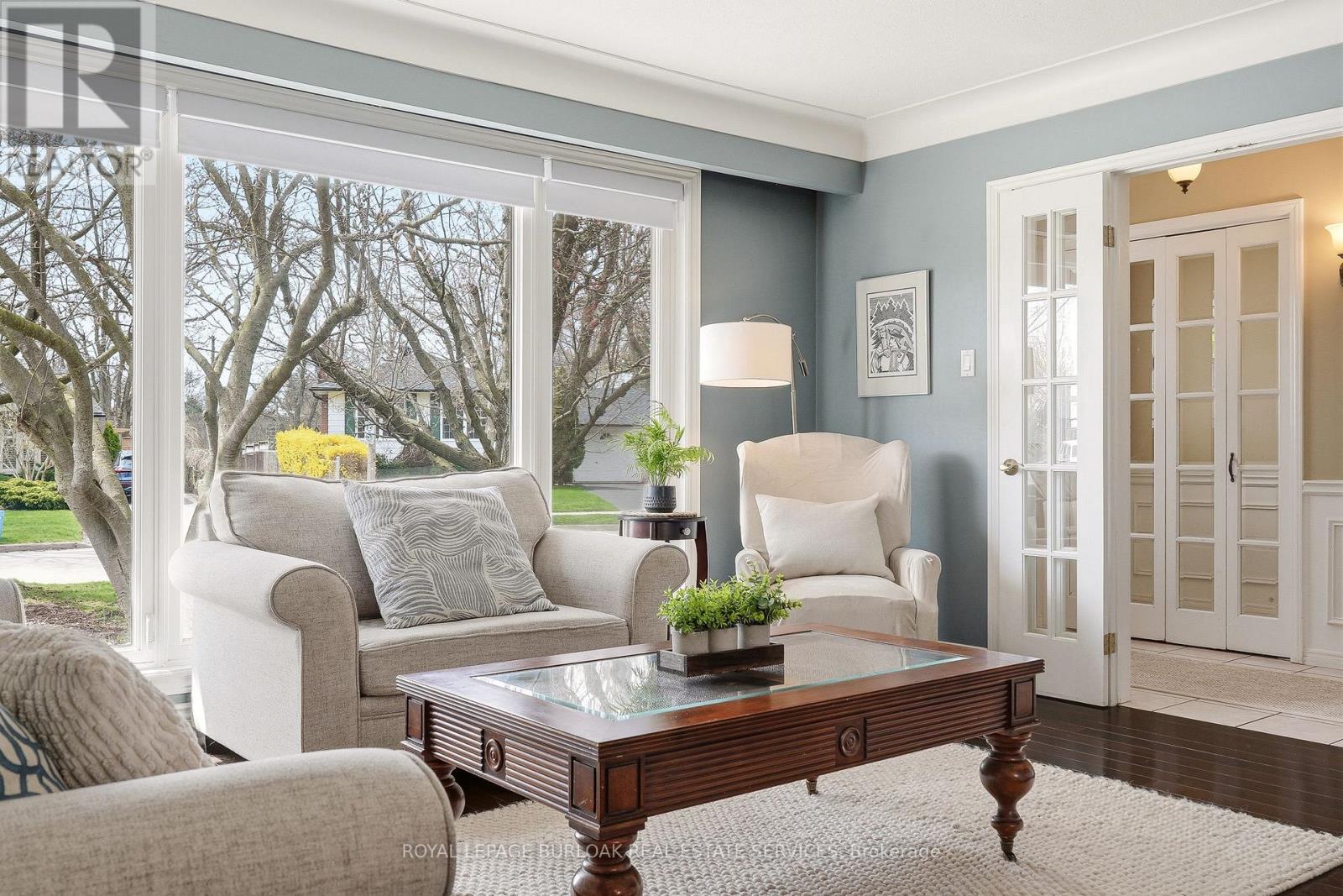 559 Rexway Court, Burlington, Ontario  L7N 3B6 - Photo 7 - W13037656