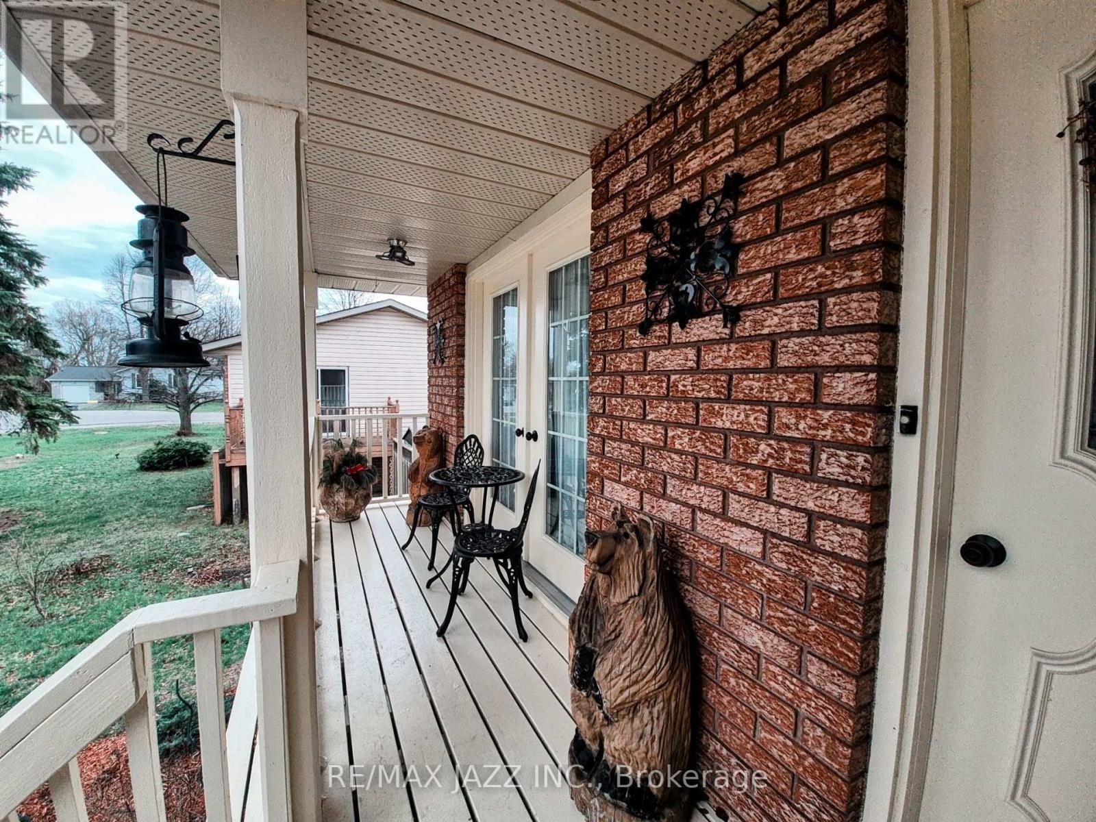 17 Huron Drive, Brighton, Ontario  K0K 1H0 - Photo 4 - X12848828