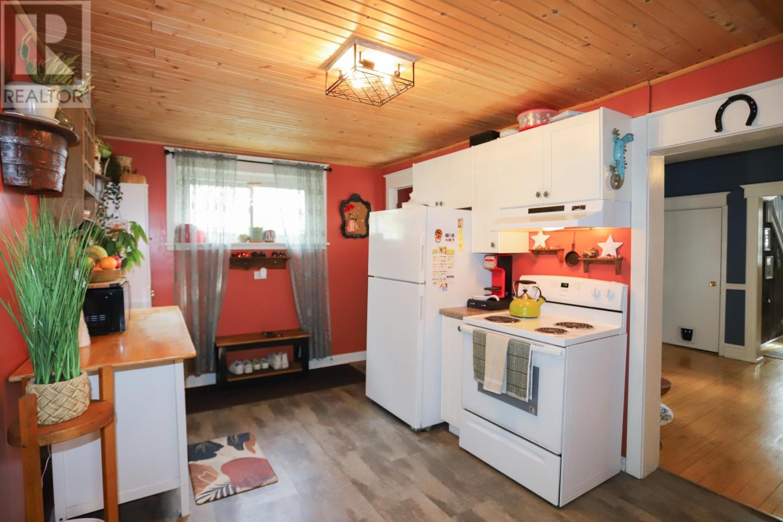 416 Northland Rd, Sault Ste. Marie, Ontario  P6C 3N6 - Photo 16 - SM260254