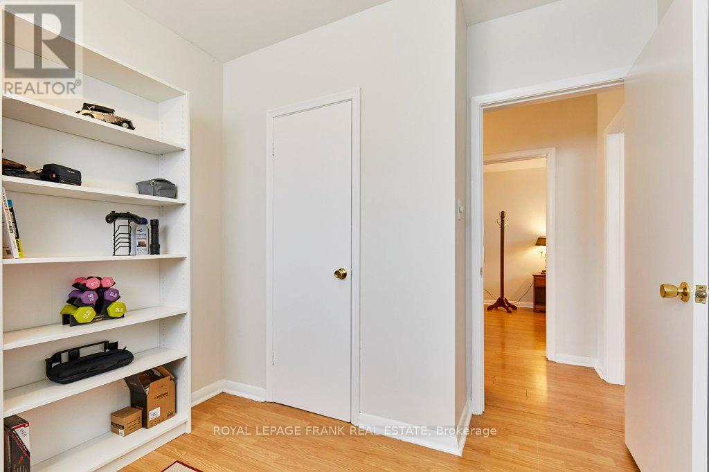 319 Dovedale Drive, Whitby, Ontario  L1N 1Z8 - Photo 14 - E13035070