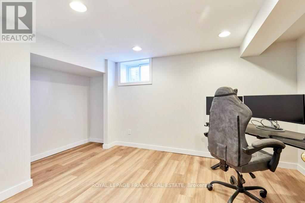 319 Dovedale Drive, Whitby, Ontario  L1N 1Z8 - Photo 26 - E13035070