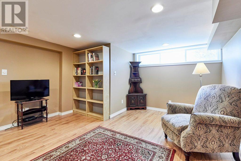 319 Dovedale Drive, Whitby, Ontario  L1N 1Z8 - Photo 21 - E13035070