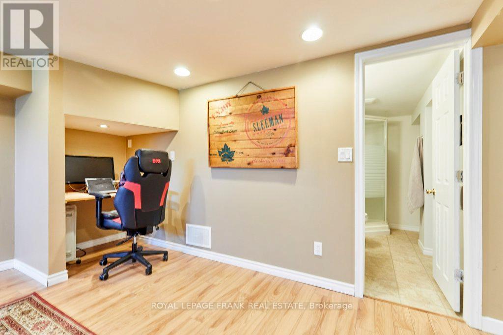 319 Dovedale Drive, Whitby, Ontario  L1N 1Z8 - Photo 24 - E13035070