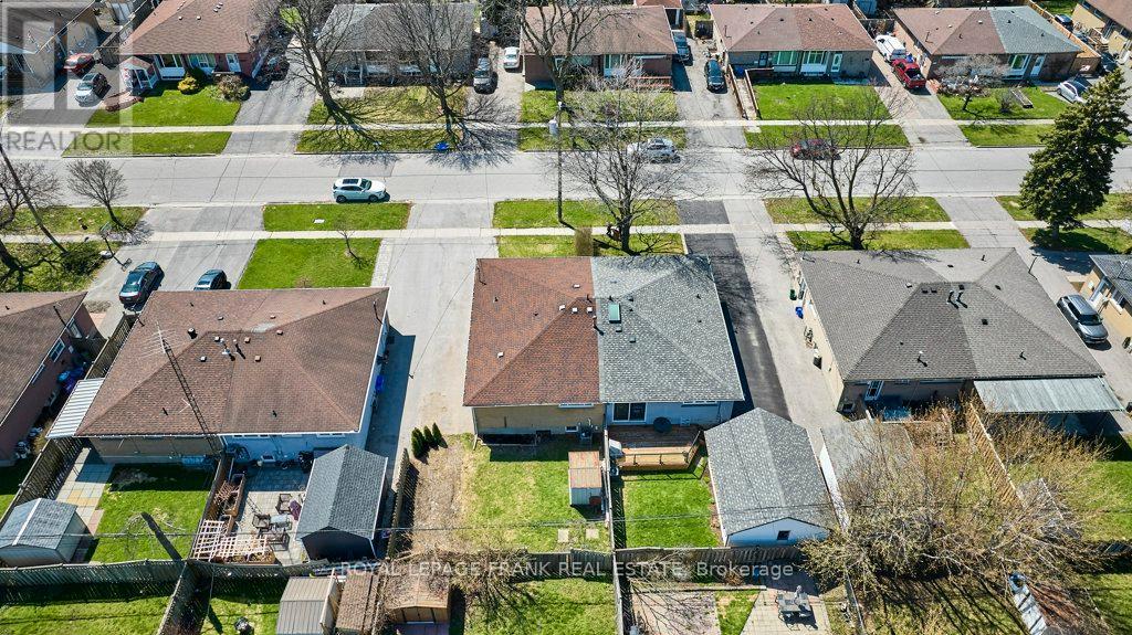 319 Dovedale Drive, Whitby, Ontario  L1N 1Z8 - Photo 32 - E13035070