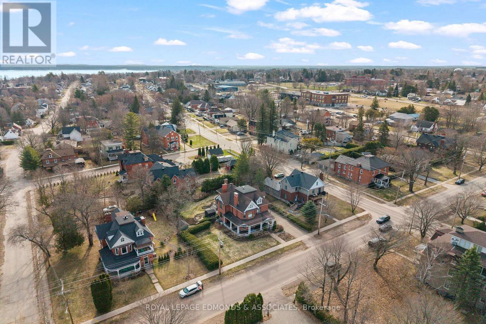 307 Maple Avenue, Pembroke, Ontario  K8A 1L8 - Photo 47 - X12735814